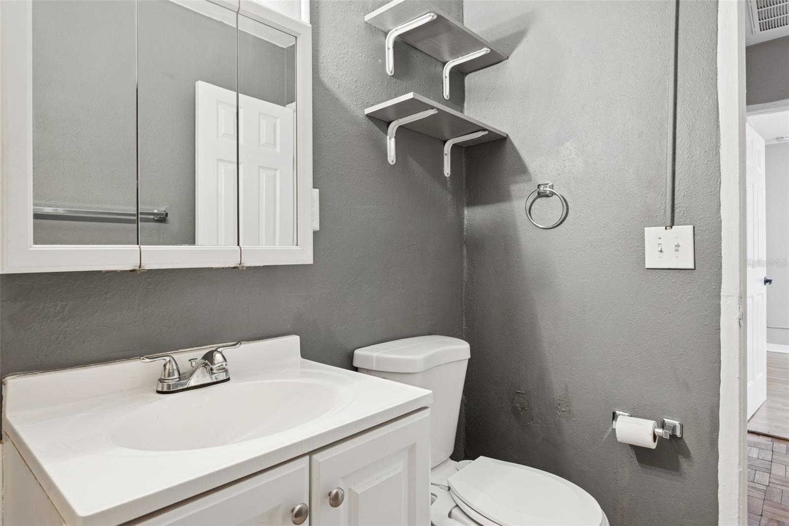 Image 14 of 25 For 1308 Sligh Avenue