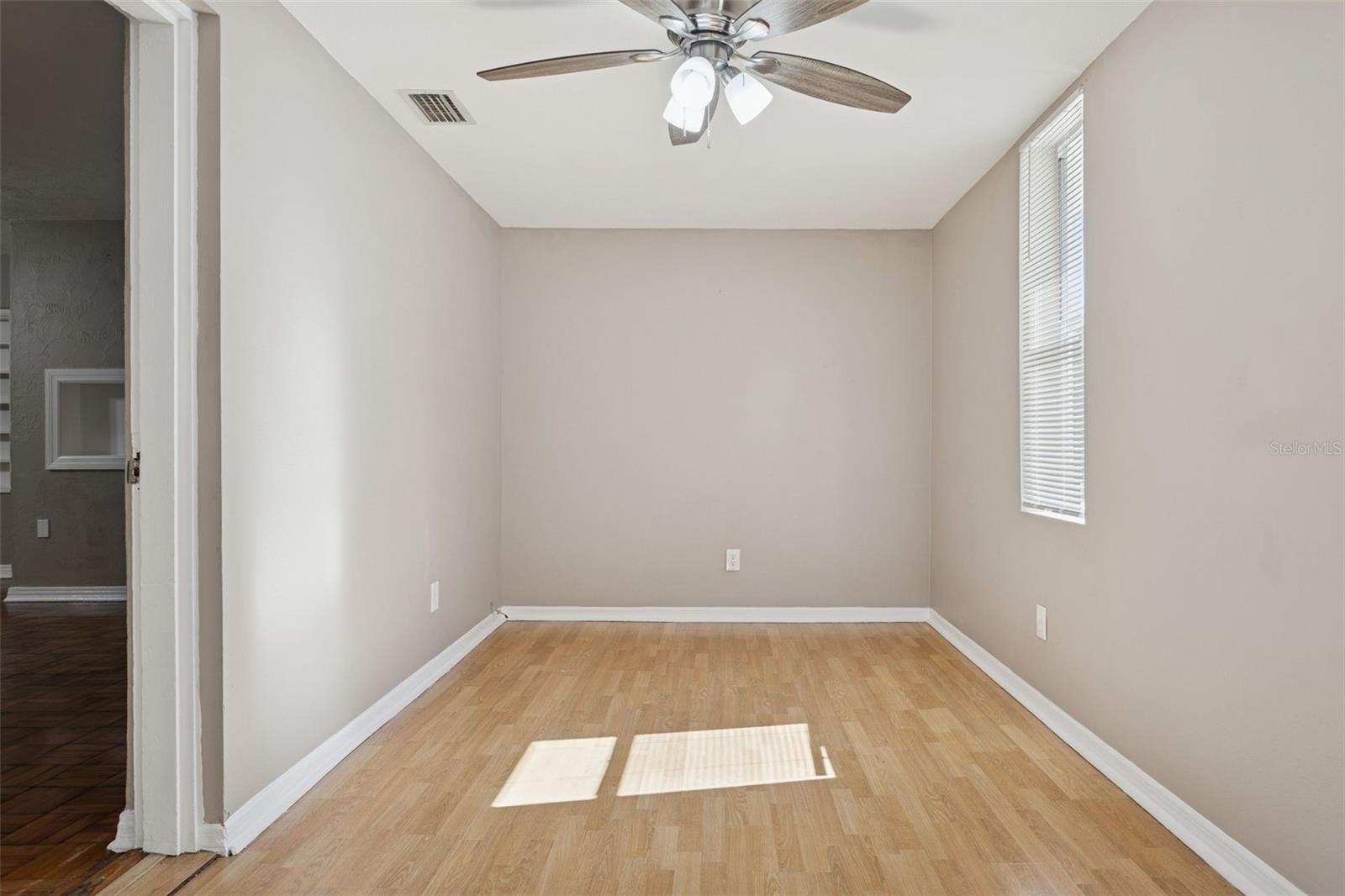 Image 9 of 25 For 1308 Sligh Avenue