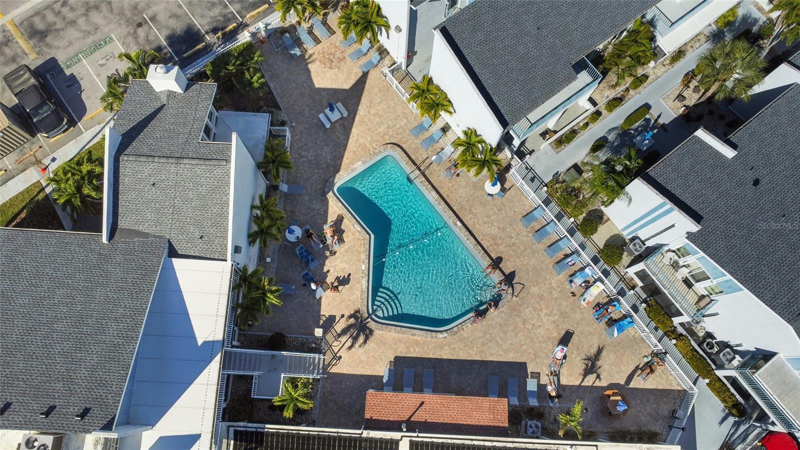 Image 19 of 33 For 240 Medallion Boulevard A