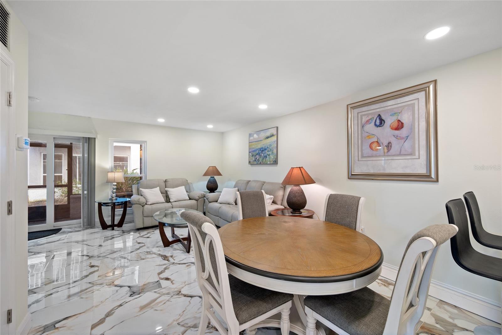 Image 3 of 33 For 240 Medallion Boulevard A