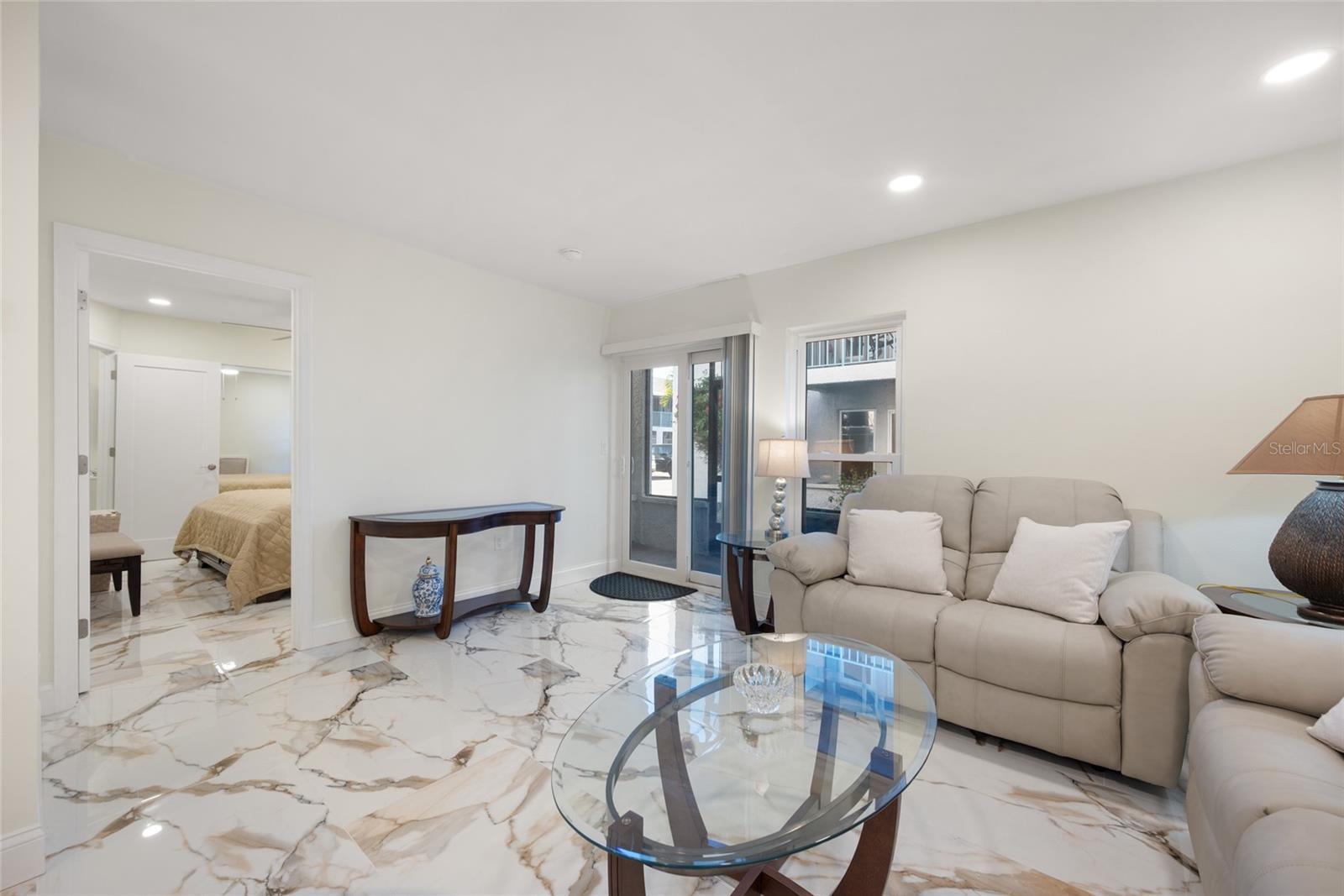 Image 8 of 33 For 240 Medallion Boulevard A