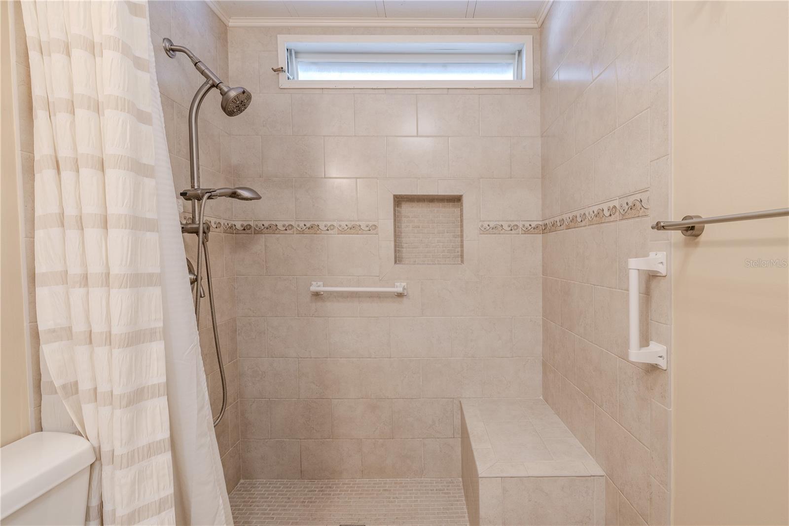 Image 29 of 58 For 2101 Hilo Drive