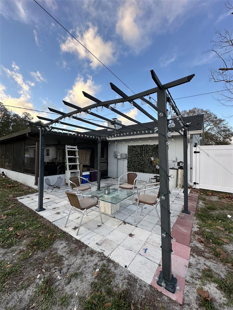 Image 14 of 19 For 2338 Ridgeview Drive