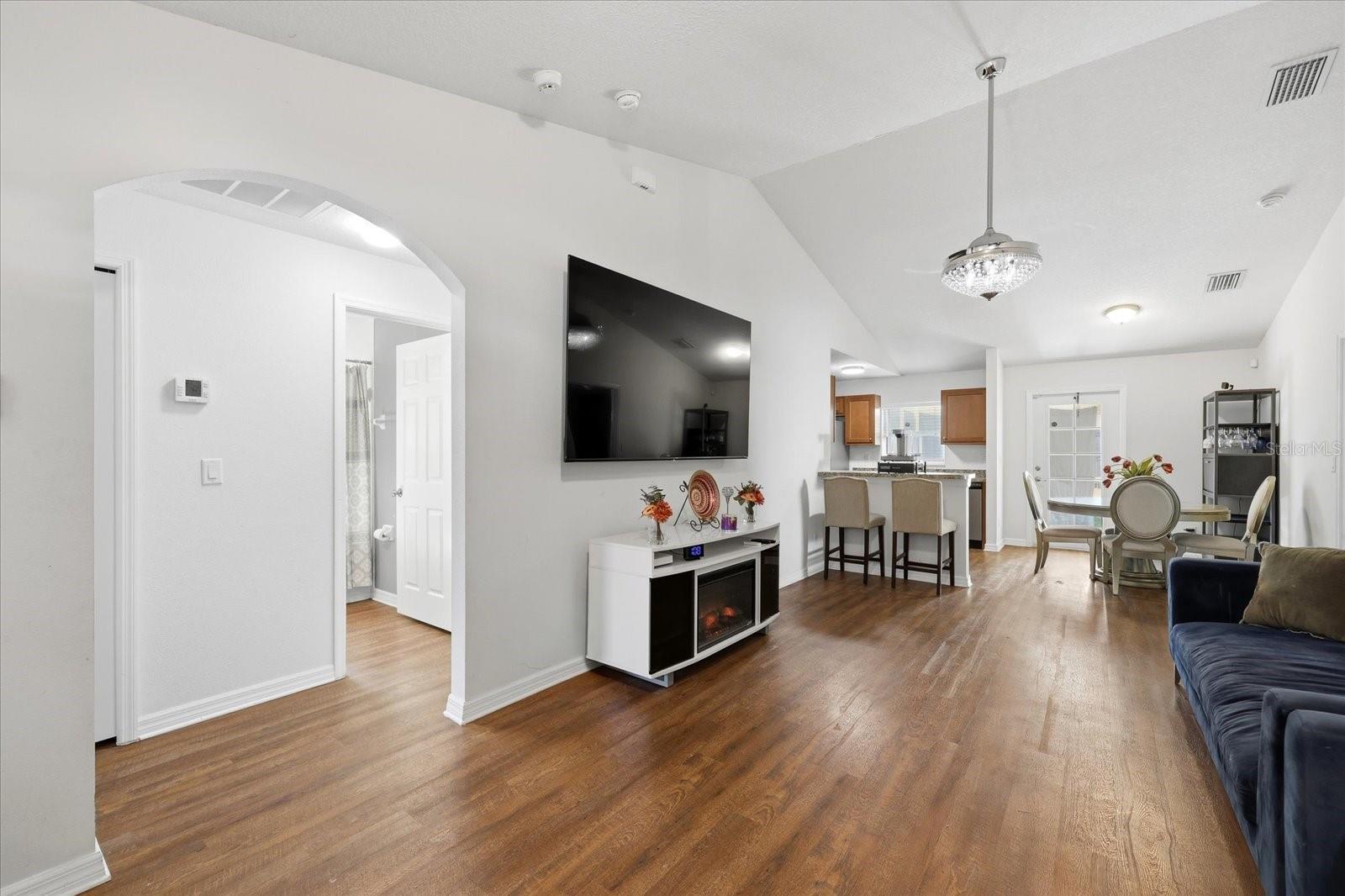 Image 10 of 31 For 8118 19th Street