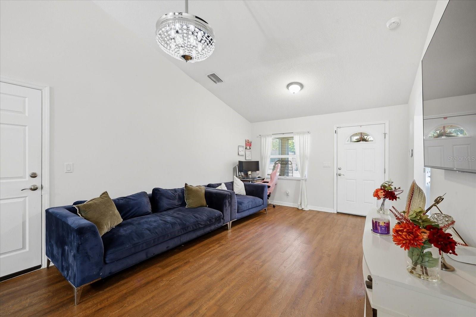 Image 7 of 31 For 8118 19th Street