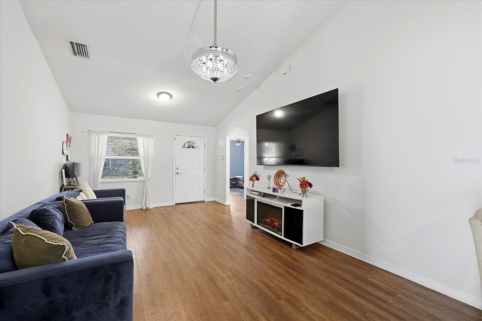 Image 8 of 31 For 8118 19th Street