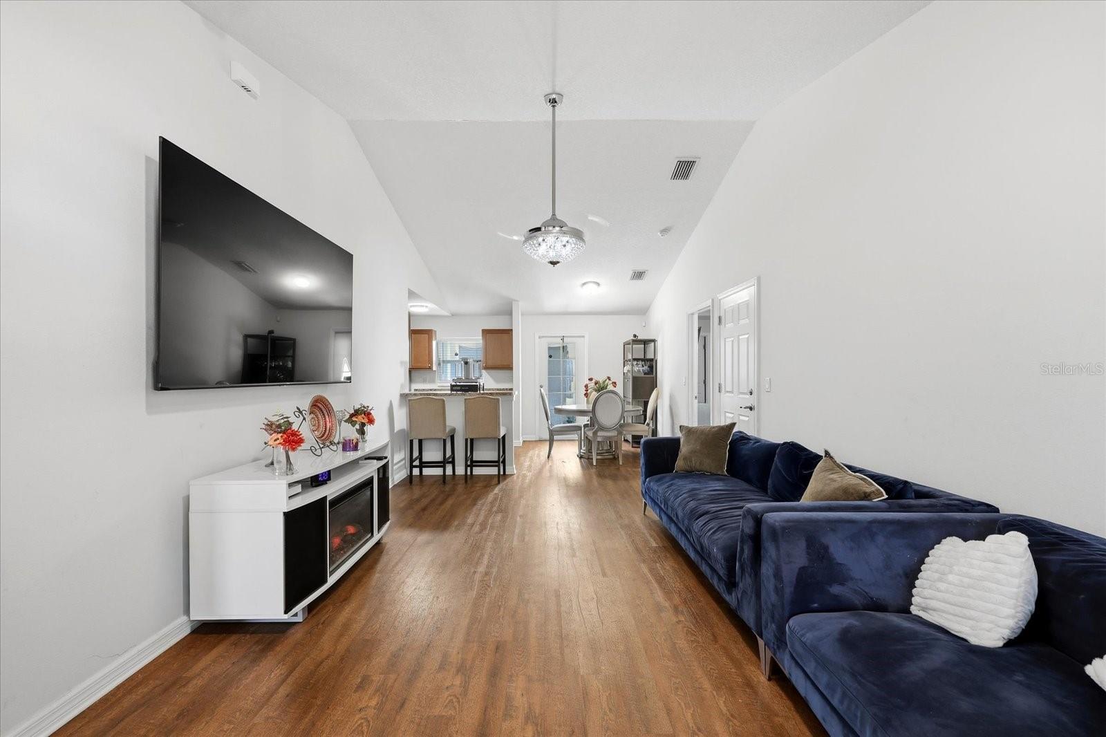 Image 9 of 31 For 8118 19th Street