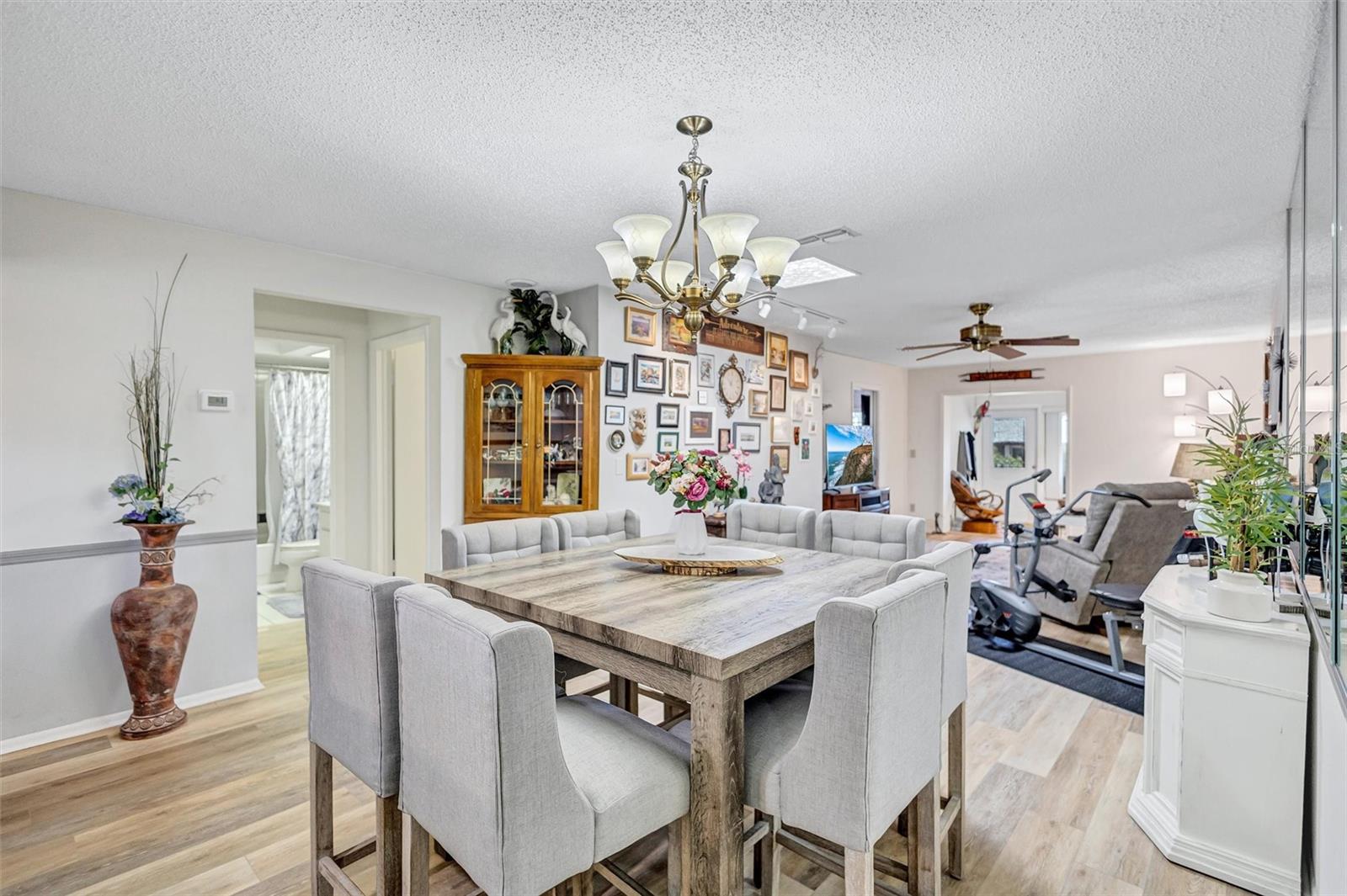 Image 11 of 79 For 2231 Lark Circle E F