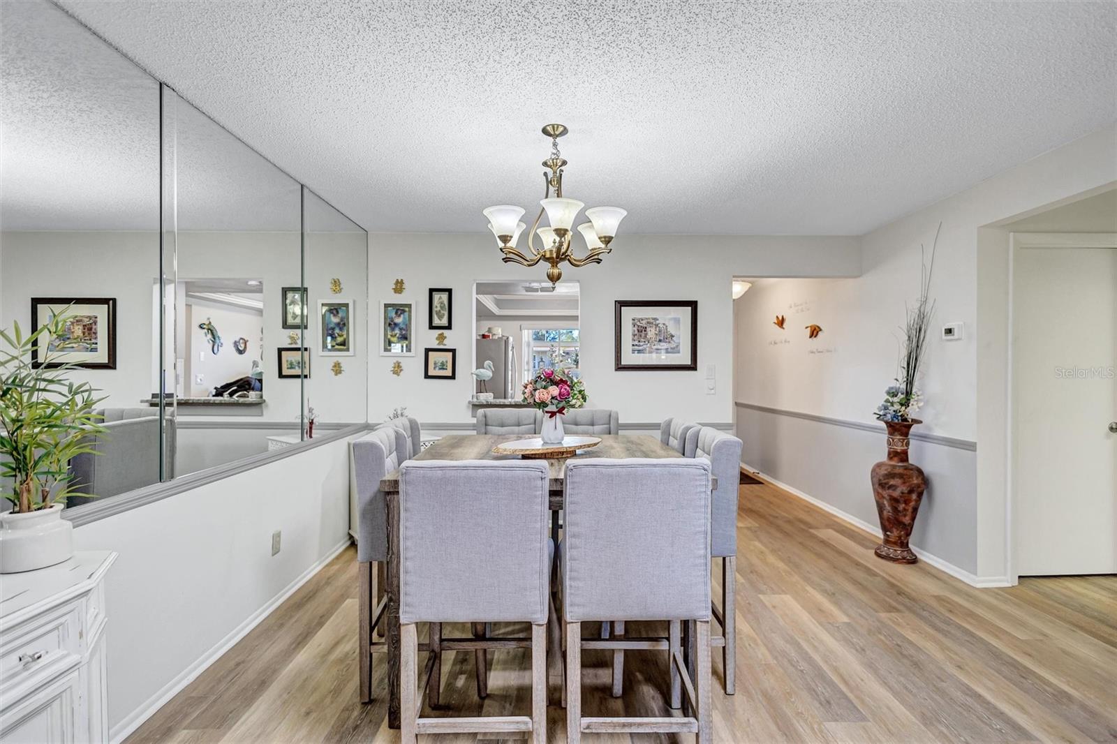 Image 13 of 79 For 2231 Lark Circle E F