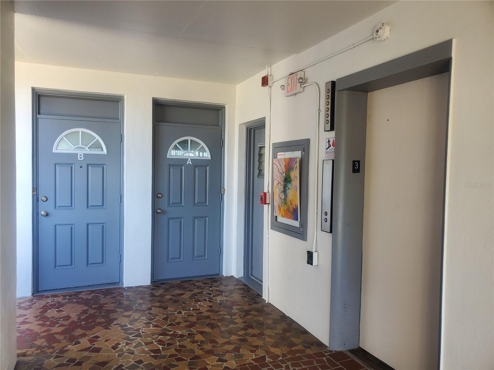 Image 2 of 18 For 200 Betty Lane 3a