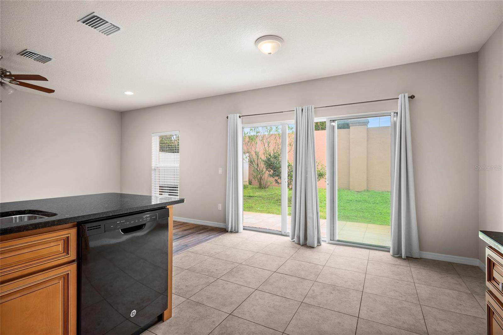 Image 10 of 36 For 1875 Sommarie Way