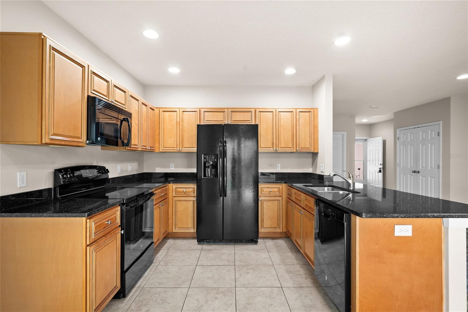 Image 11 of 36 For 1875 Sommarie Way