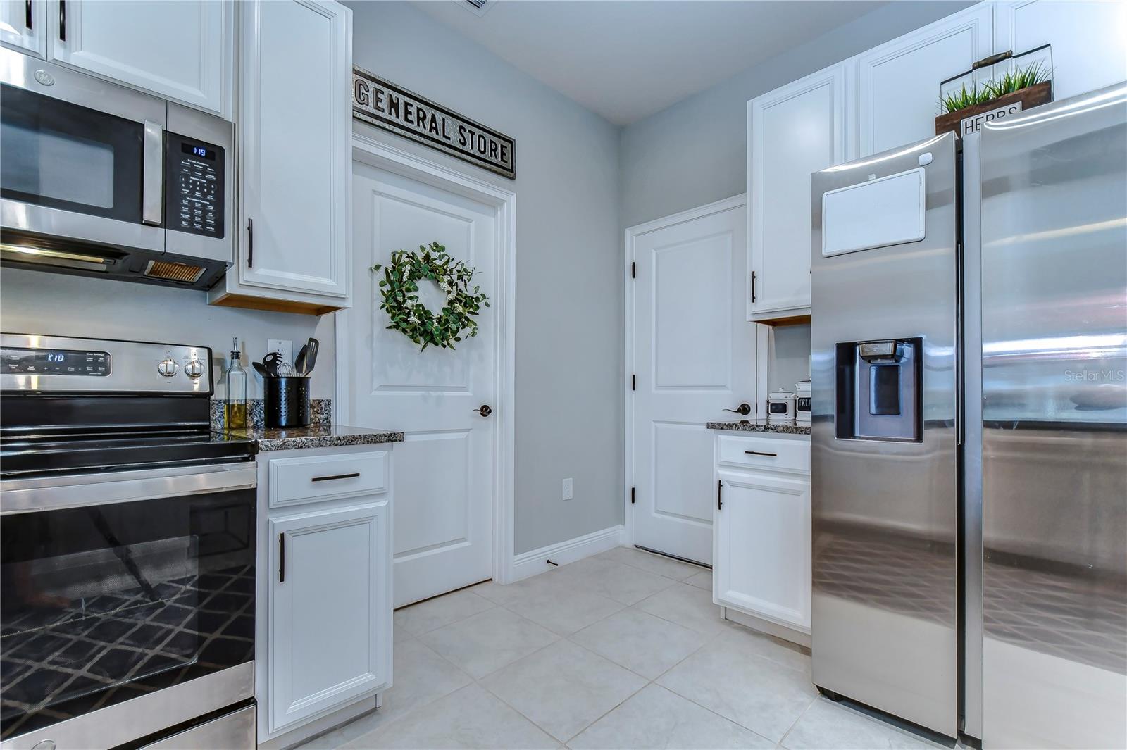 Image 18 of 66 For 2938 Rambler Ivy Loop