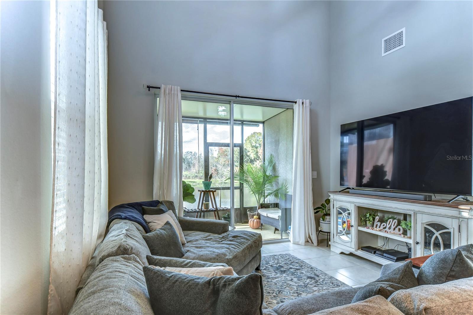 Image 29 of 66 For 2938 Rambler Ivy Loop