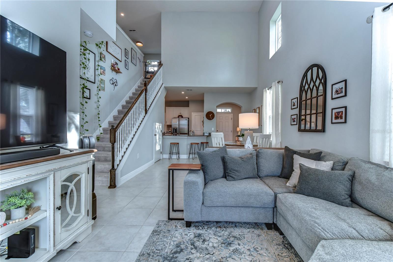 Image 32 of 66 For 2938 Rambler Ivy Loop