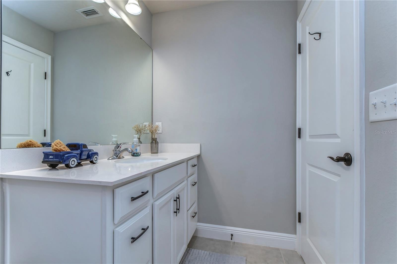 Image 56 of 66 For 2938 Rambler Ivy Loop