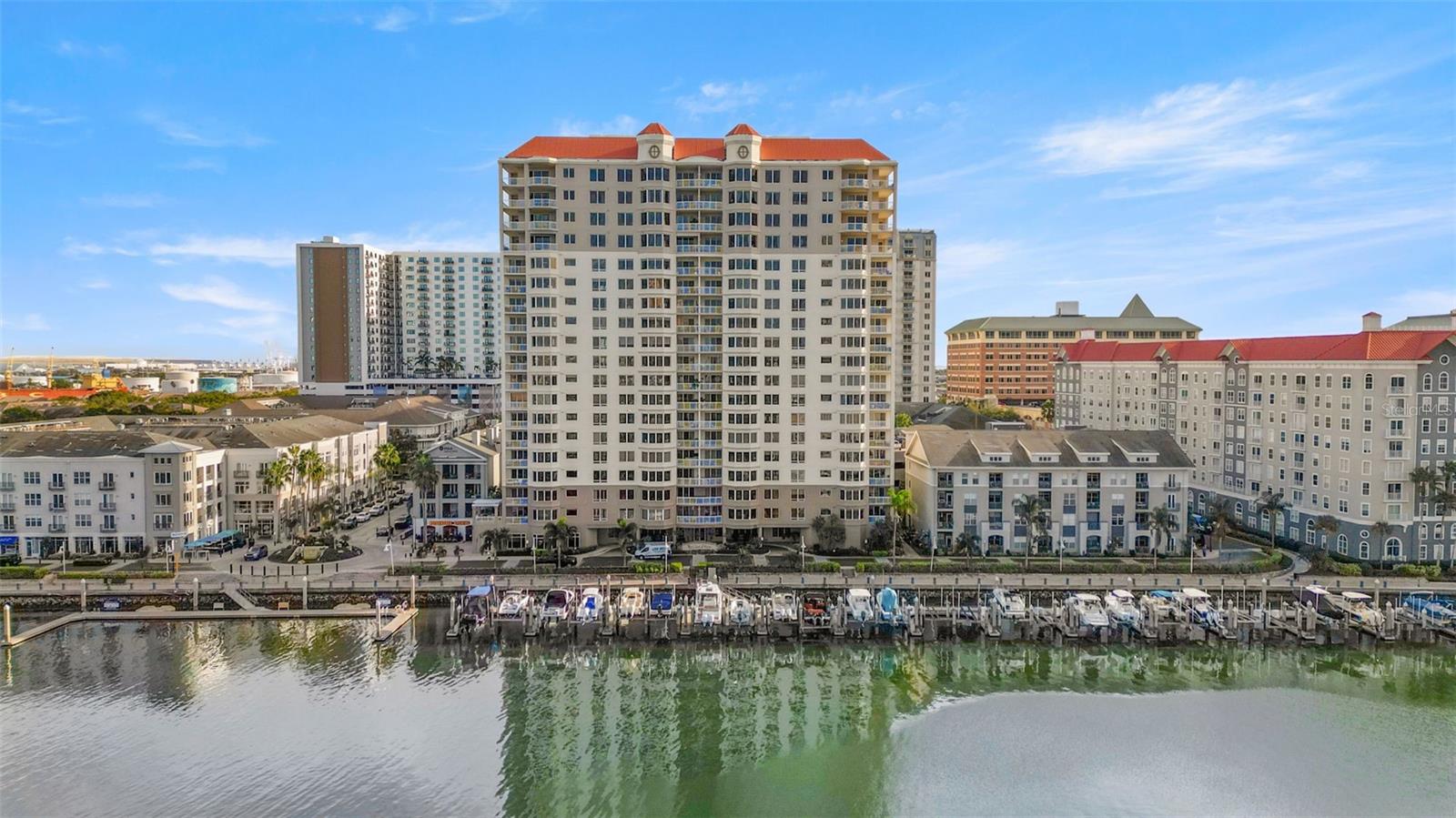 Image 13 of 50 For 371 Channelside Walk Way 902