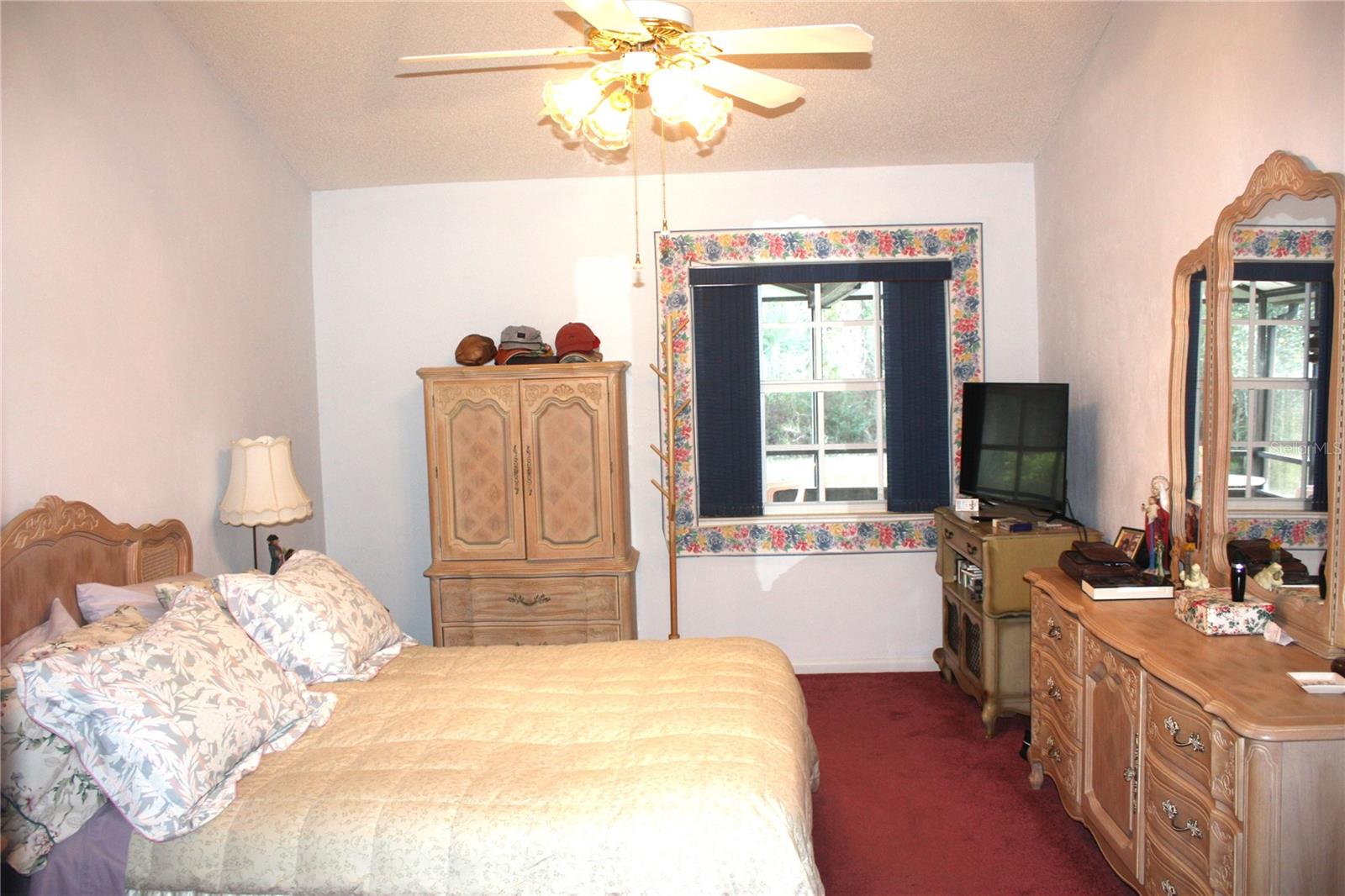 Image 10 of 20 For 18 Bristol Drive