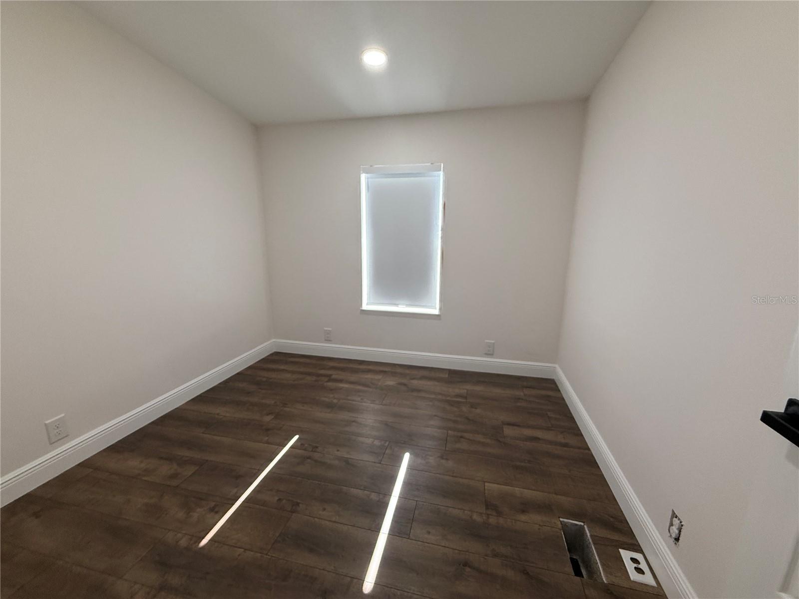 Image 13 of 23 For 3556 C 462