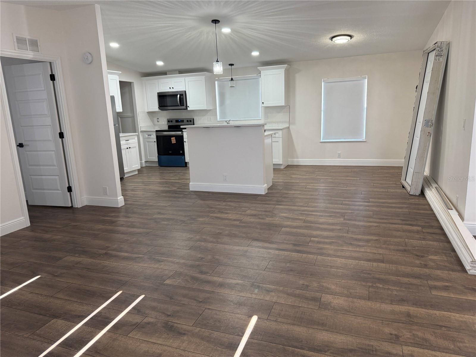 Image 6 of 23 For 3556 C 462