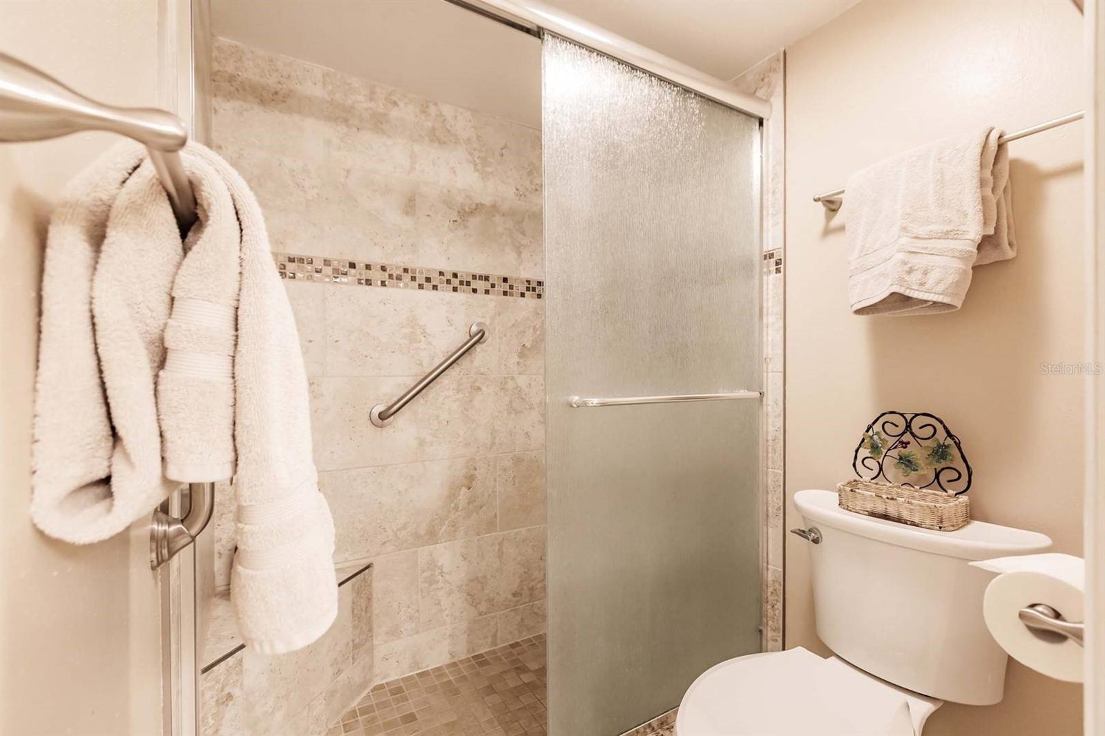 Image 21 of 24 For 1125 Peppertree Drive 501