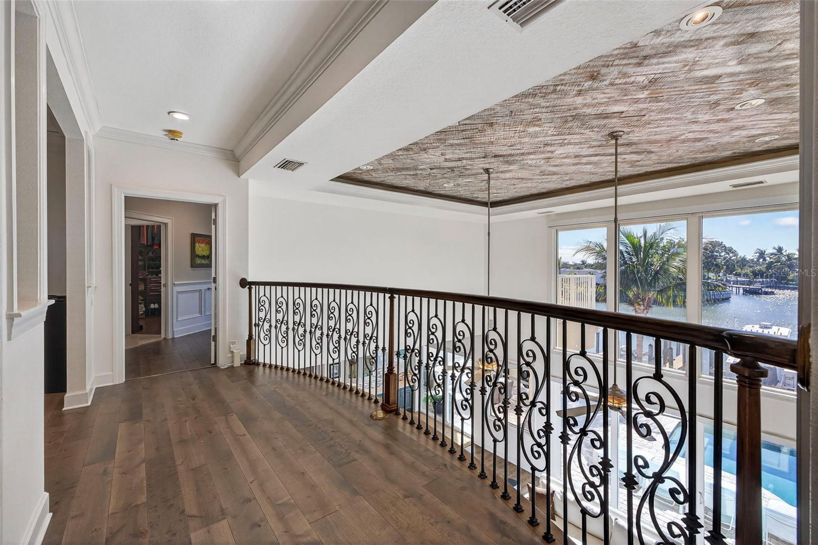 Image 39 of 82 For 3796 42nd Avenue S