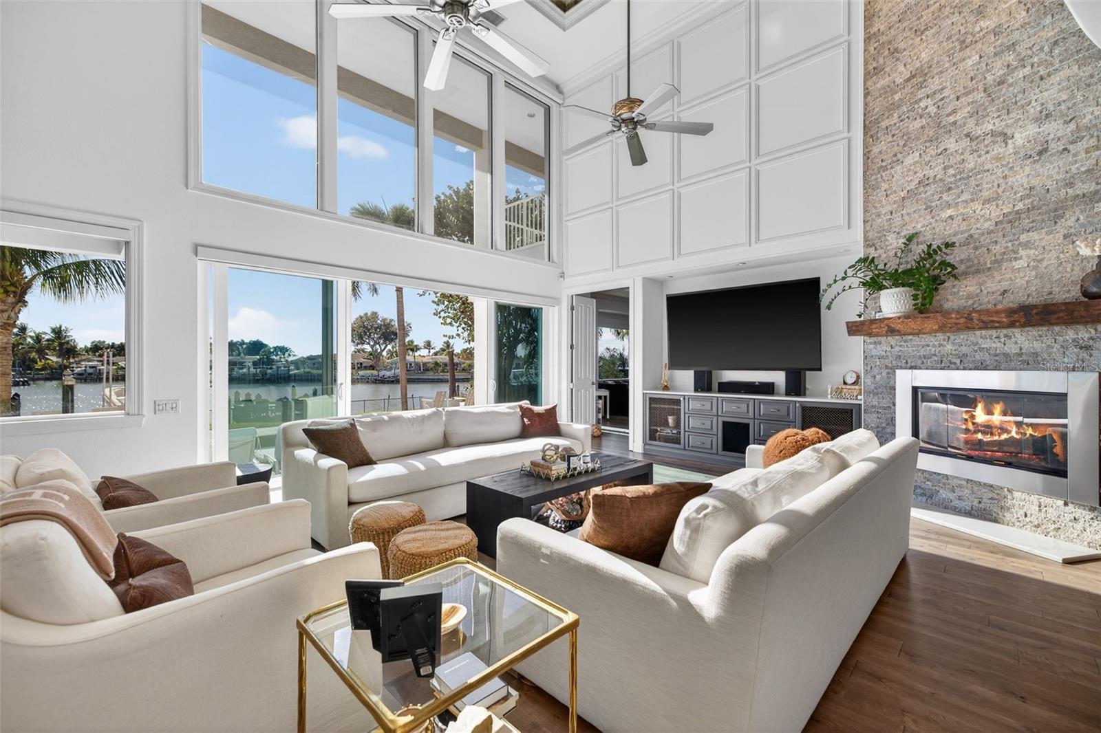 Image 9 of 82 For 3796 42nd Avenue S