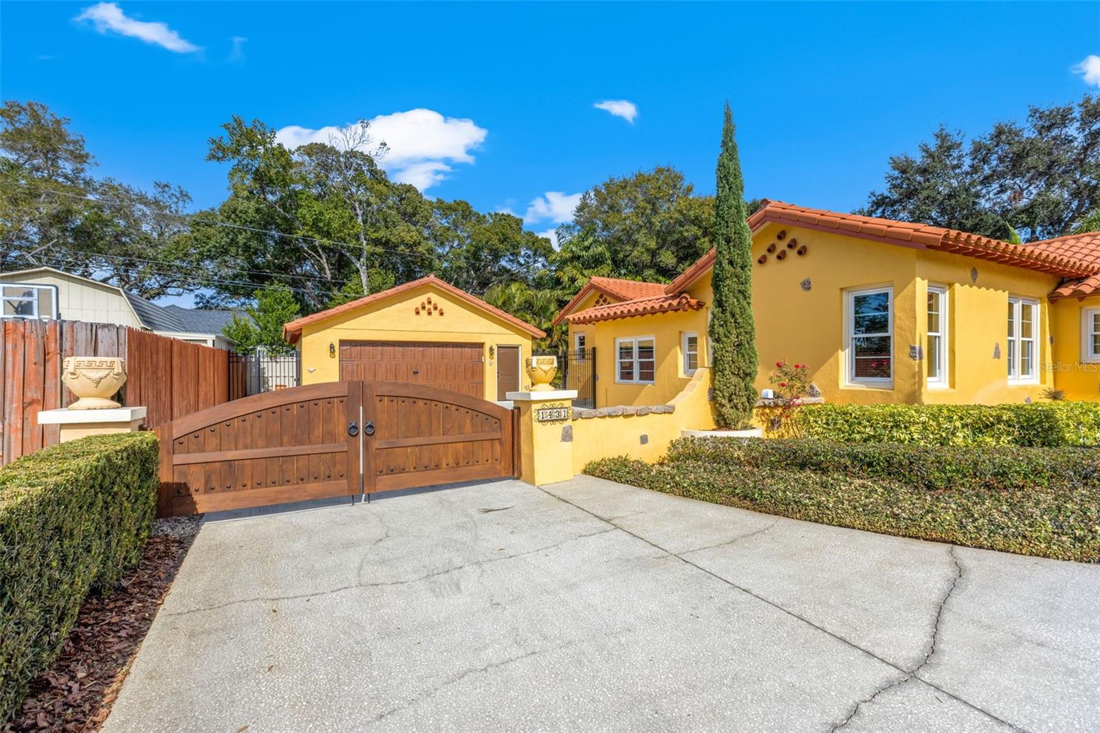 Image 3 of 66 For 1431 22nd Avenue N