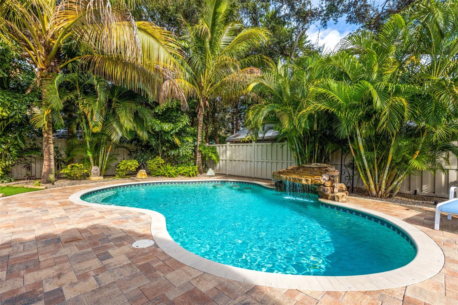 Image 33 of 66 For 1431 22nd Avenue N