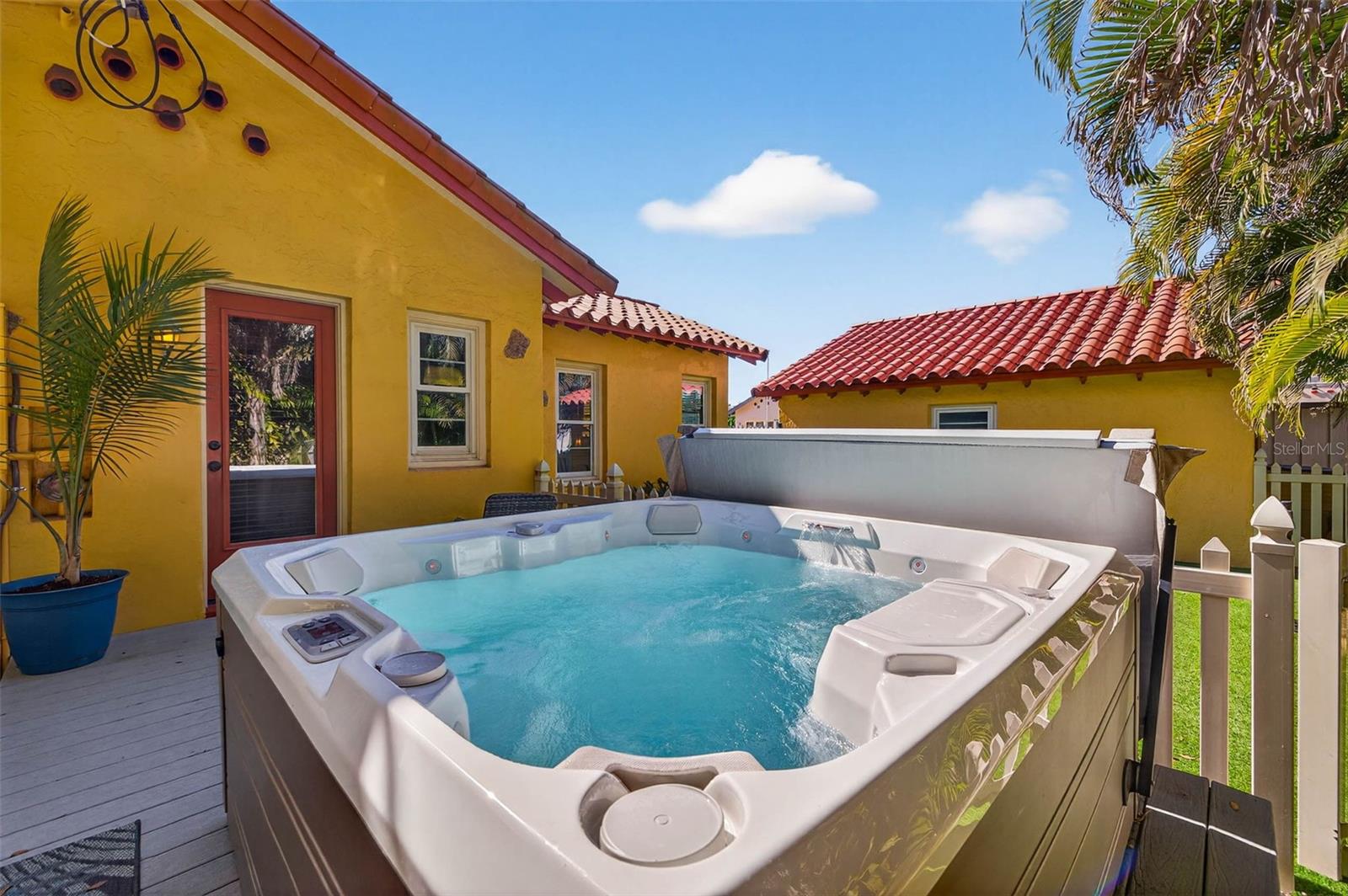 Image 42 of 66 For 1431 22nd Avenue N