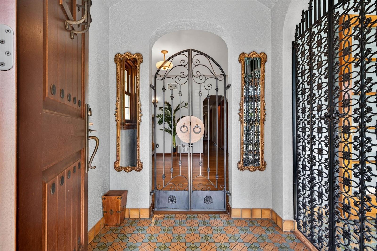 Image 5 of 66 For 1431 22nd Avenue N