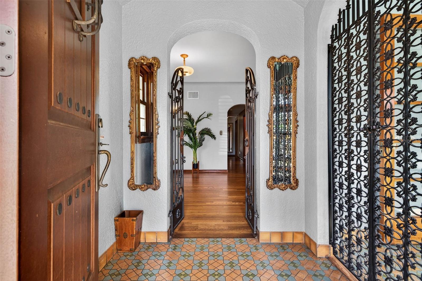 Image 6 of 66 For 1431 22nd Avenue N