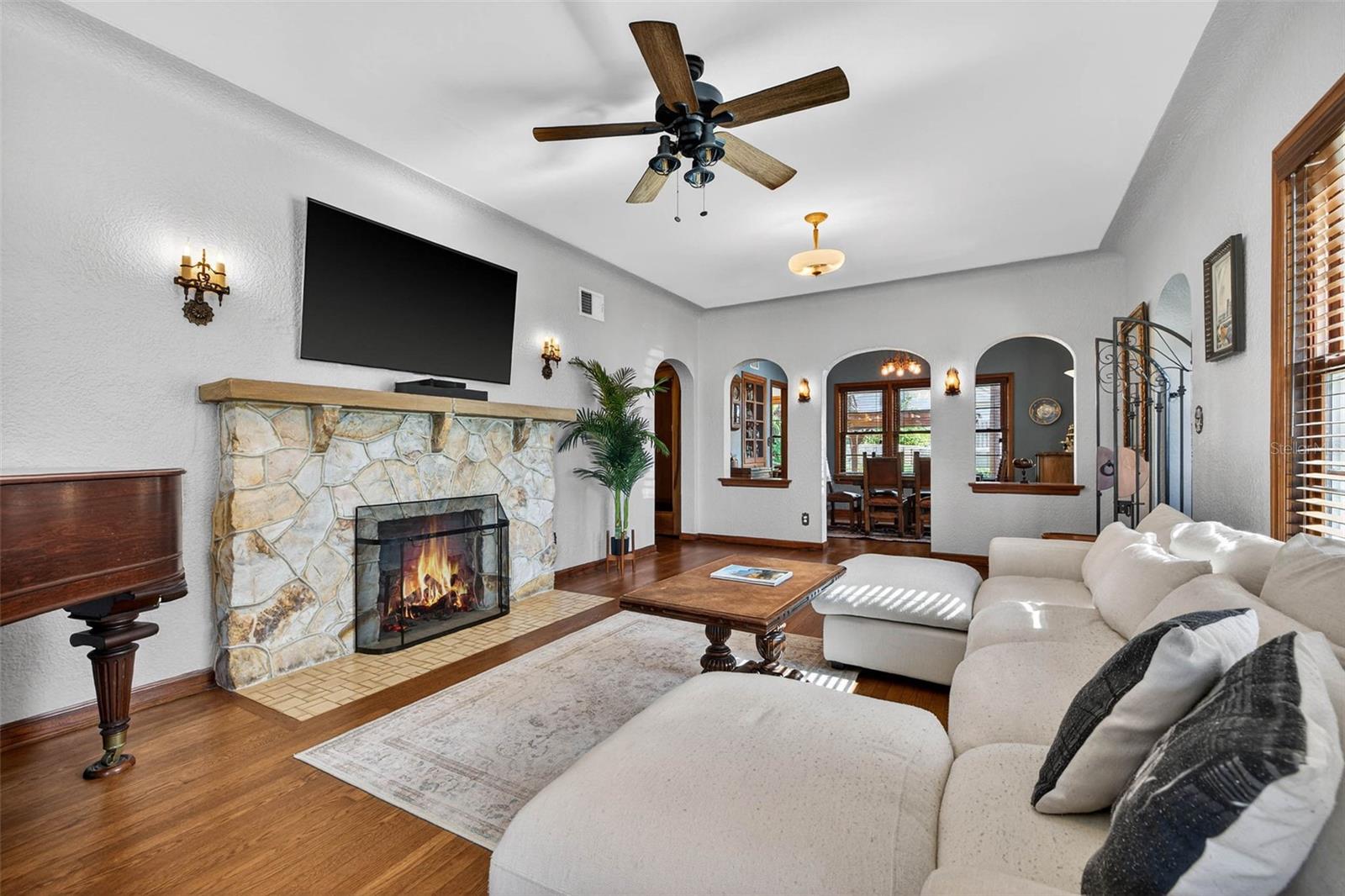 Image 9 of 66 For 1431 22nd Avenue N