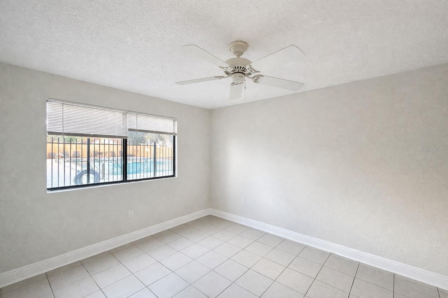 Listing photo id 9 for 12407 Oak Cedar Place 101