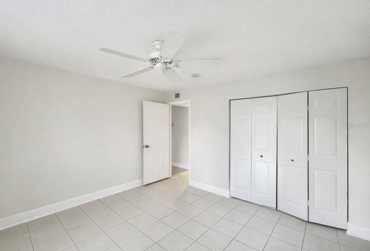 Listing photo id 7 for 12407 Oak Cedar Place 101