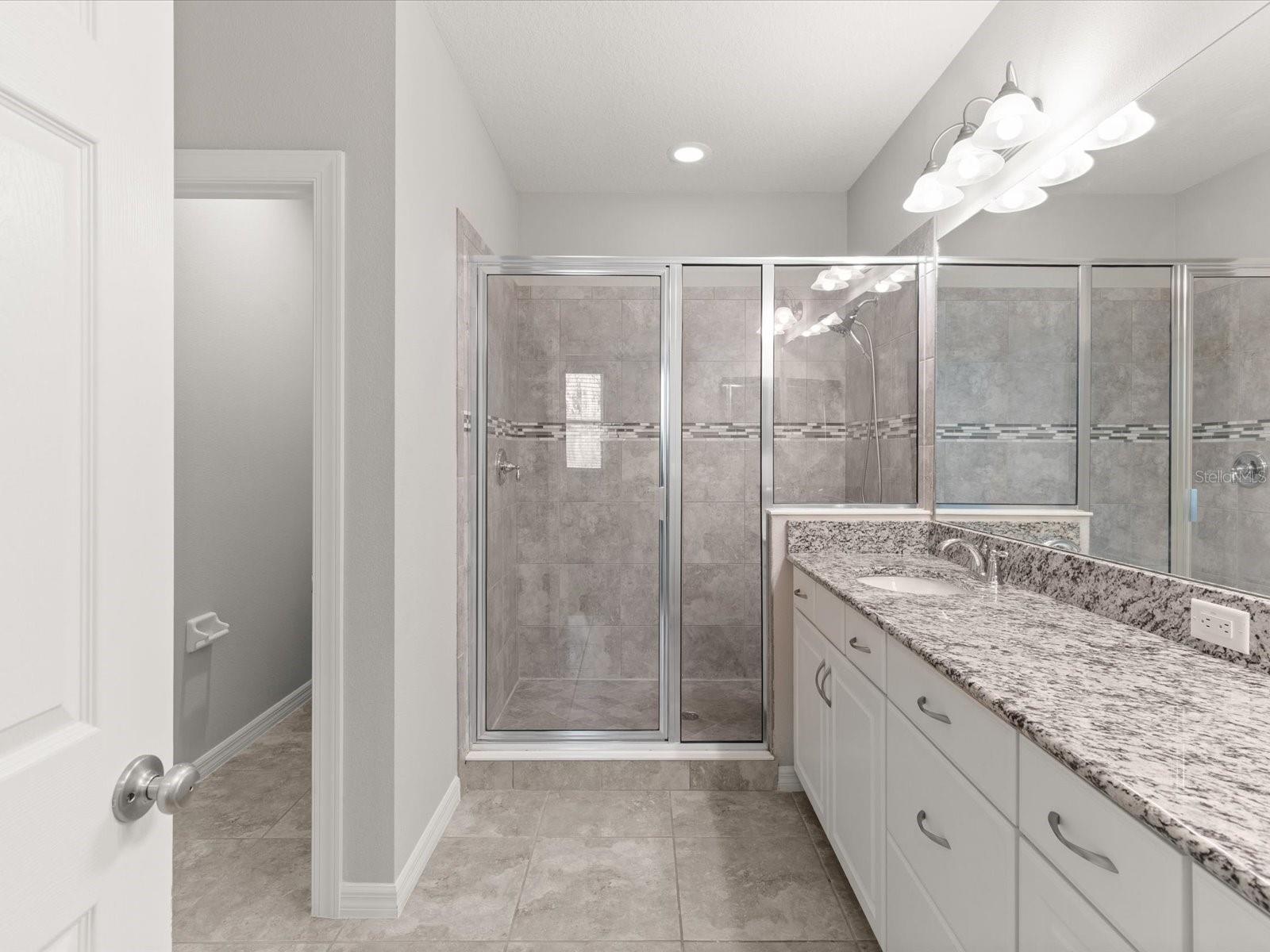 Image 21 of 49 For 1102 Vineyard Lane