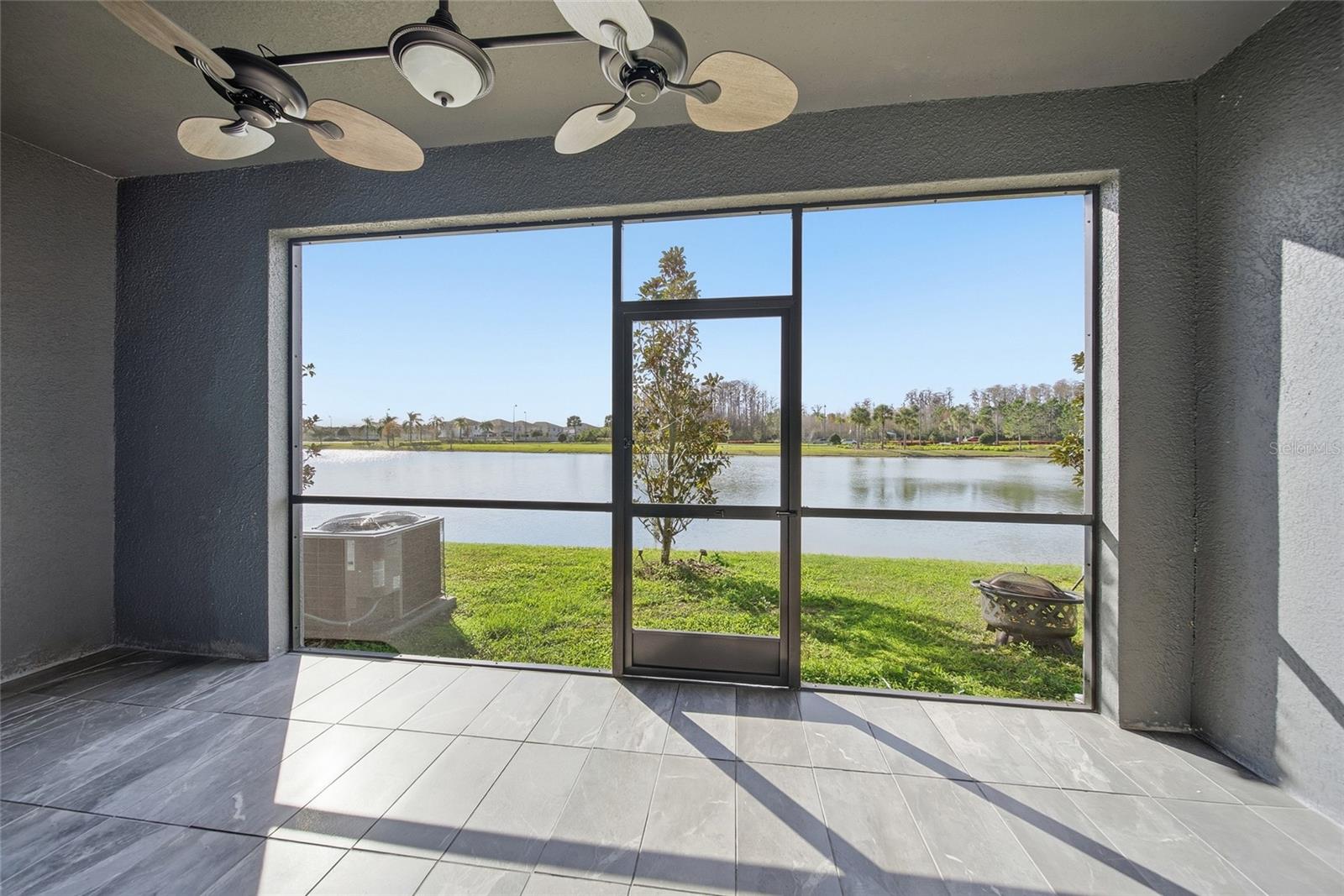 Image 12 of 48 For 2947 Suncoast Blend Drive