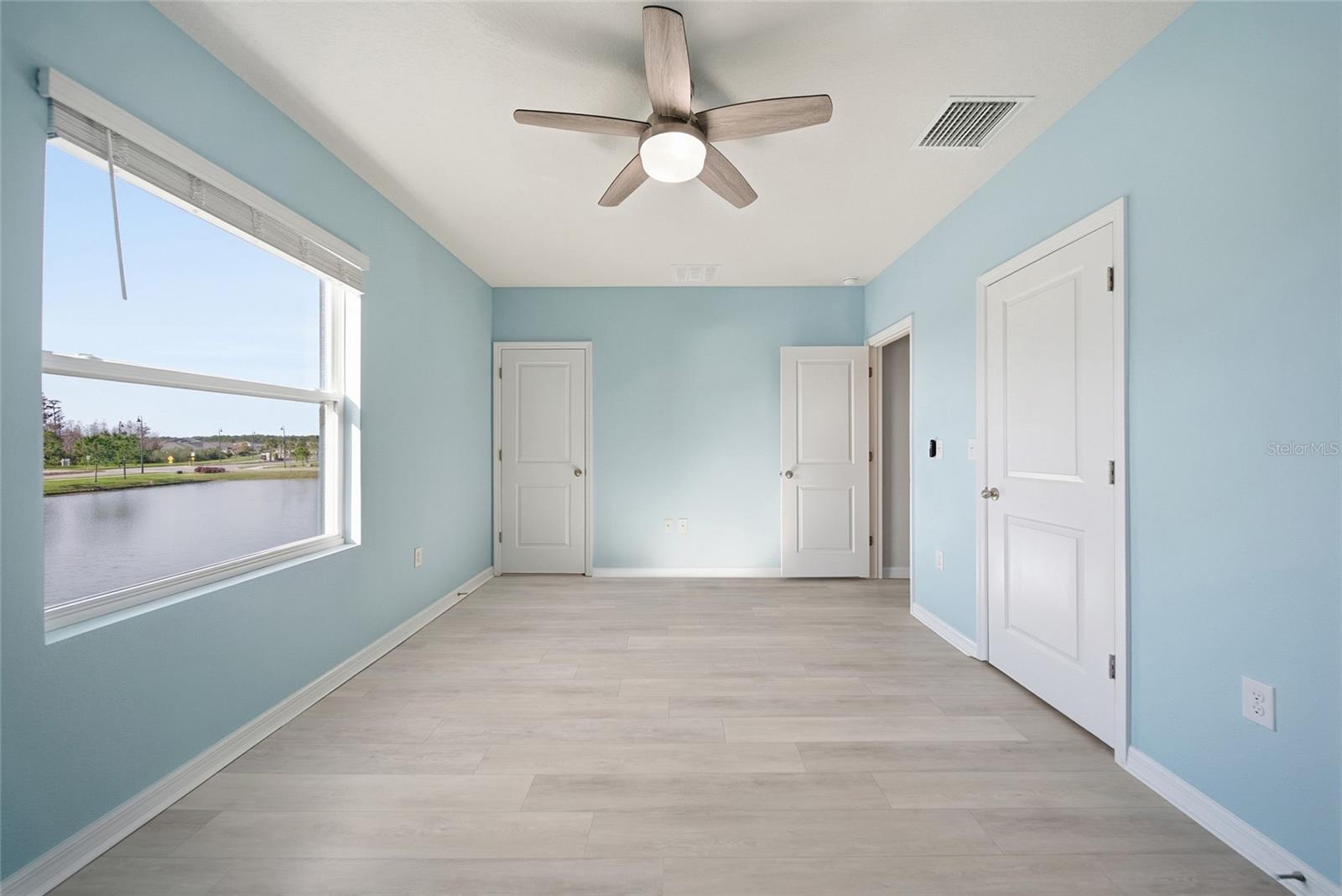 Image 19 of 48 For 2947 Suncoast Blend Drive