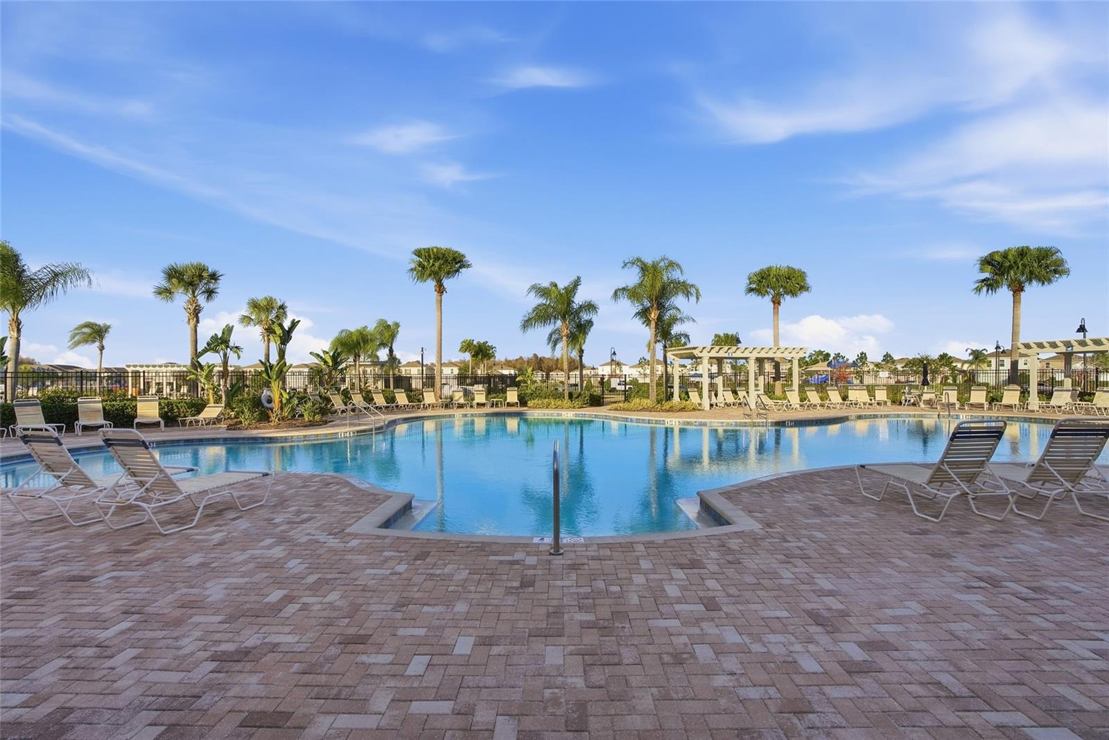 Image 43 of 48 For 2947 Suncoast Blend Drive