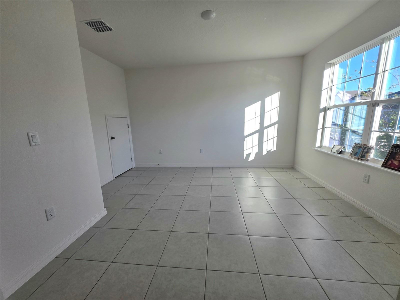 Image 25 of 32 For 11495 June Briar Loop