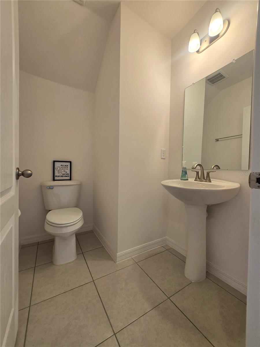 Image 26 of 32 For 11495 June Briar Loop