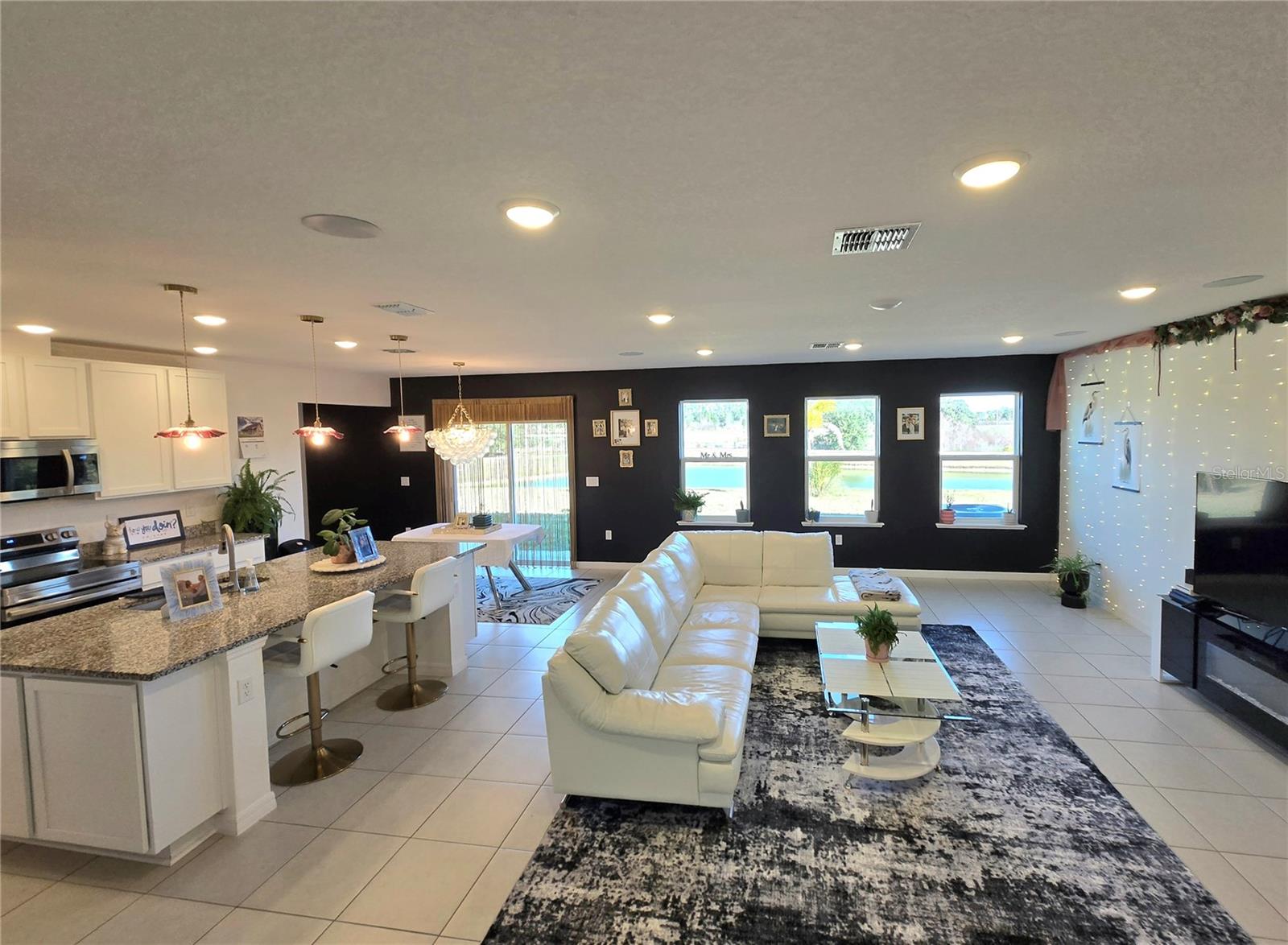 Image 3 of 32 For 11495 June Briar Loop