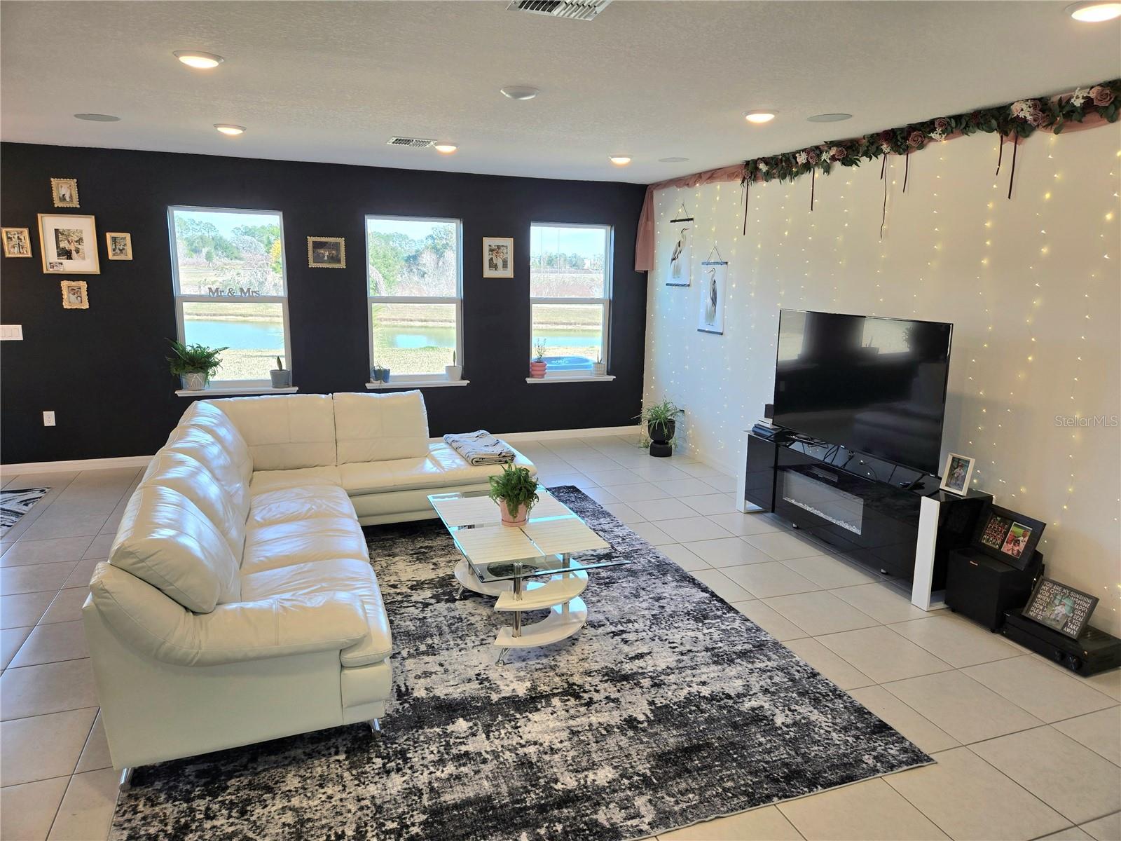 Image 6 of 32 For 11495 June Briar Loop