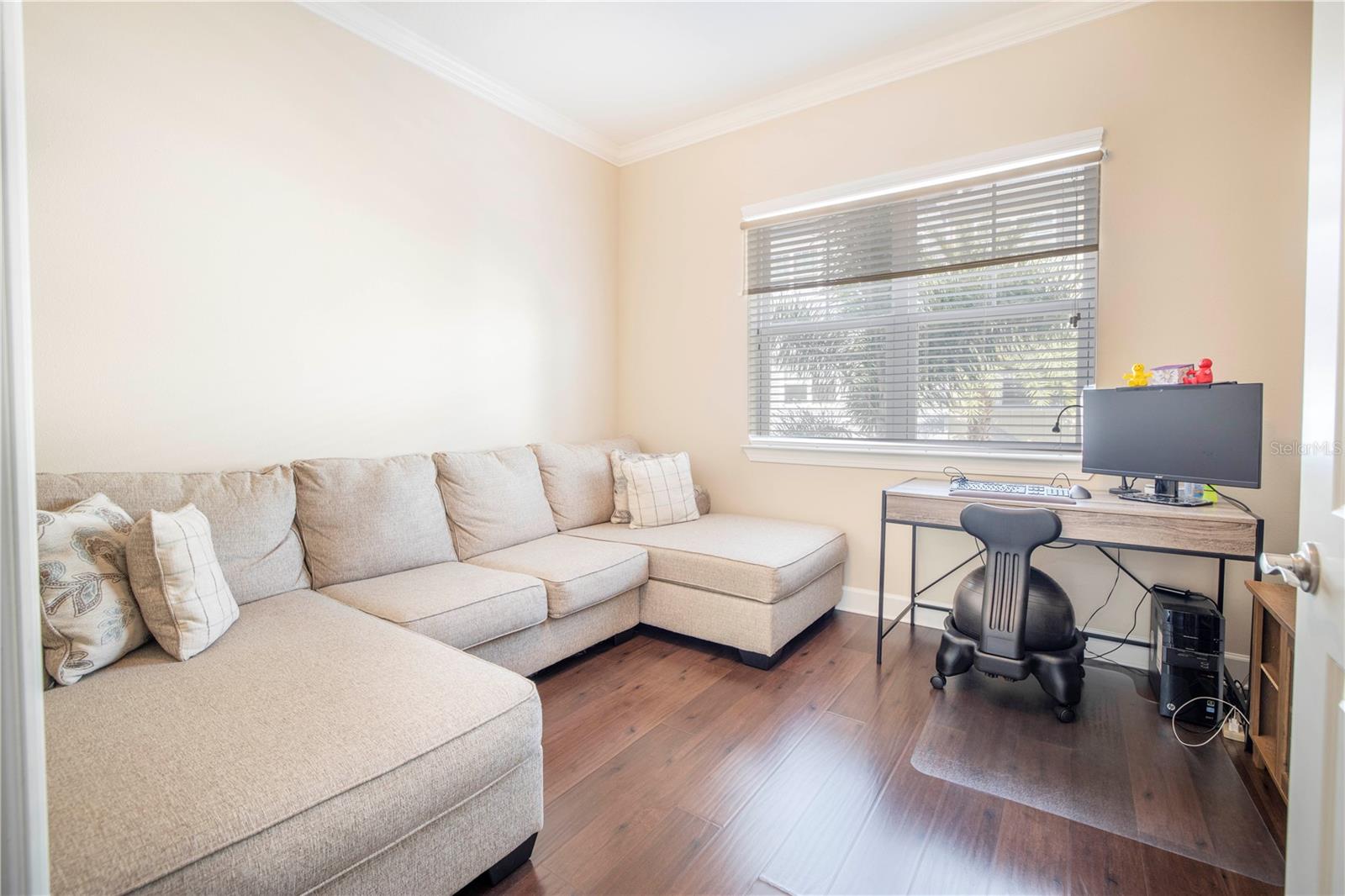 Image 18 of 64 For 6036 Anchorage Way S