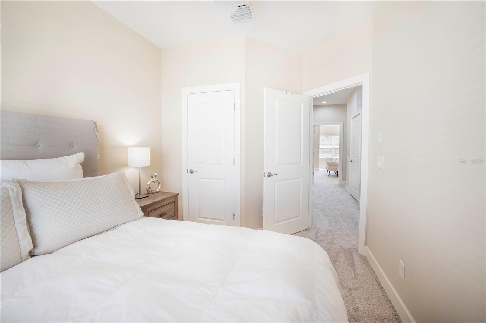 Image 29 of 64 For 6036 Anchorage Way S