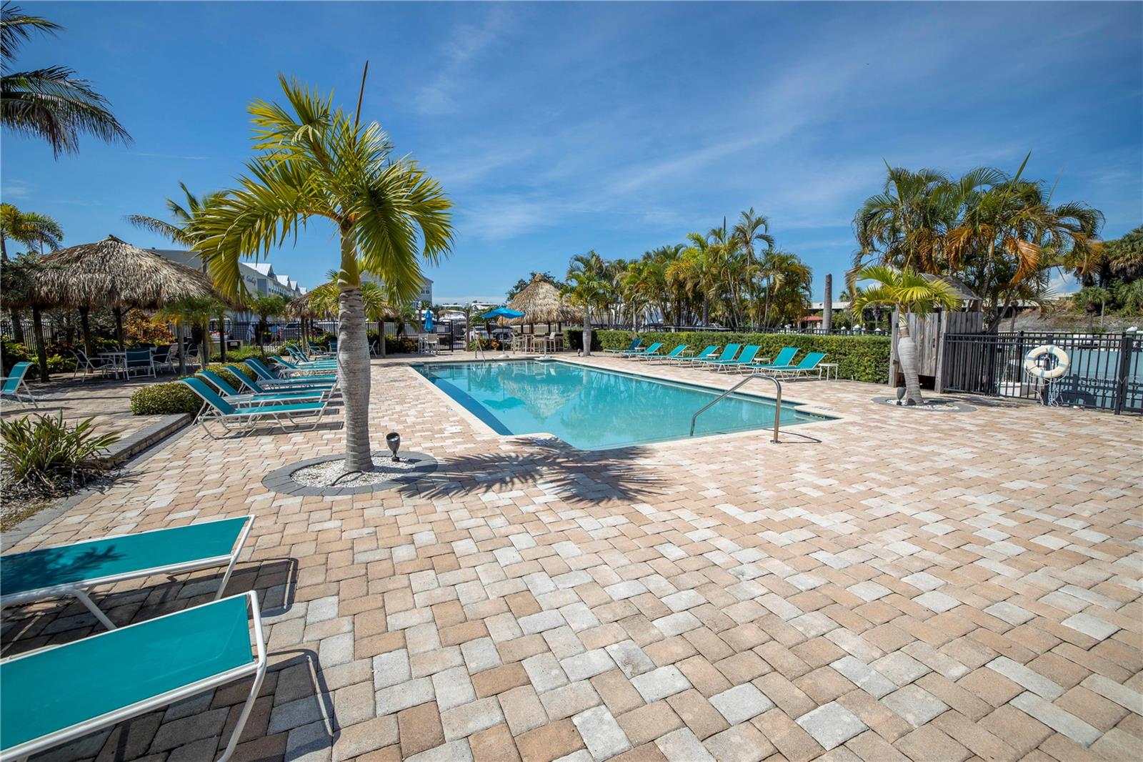 Image 46 of 64 For 6036 Anchorage Way S