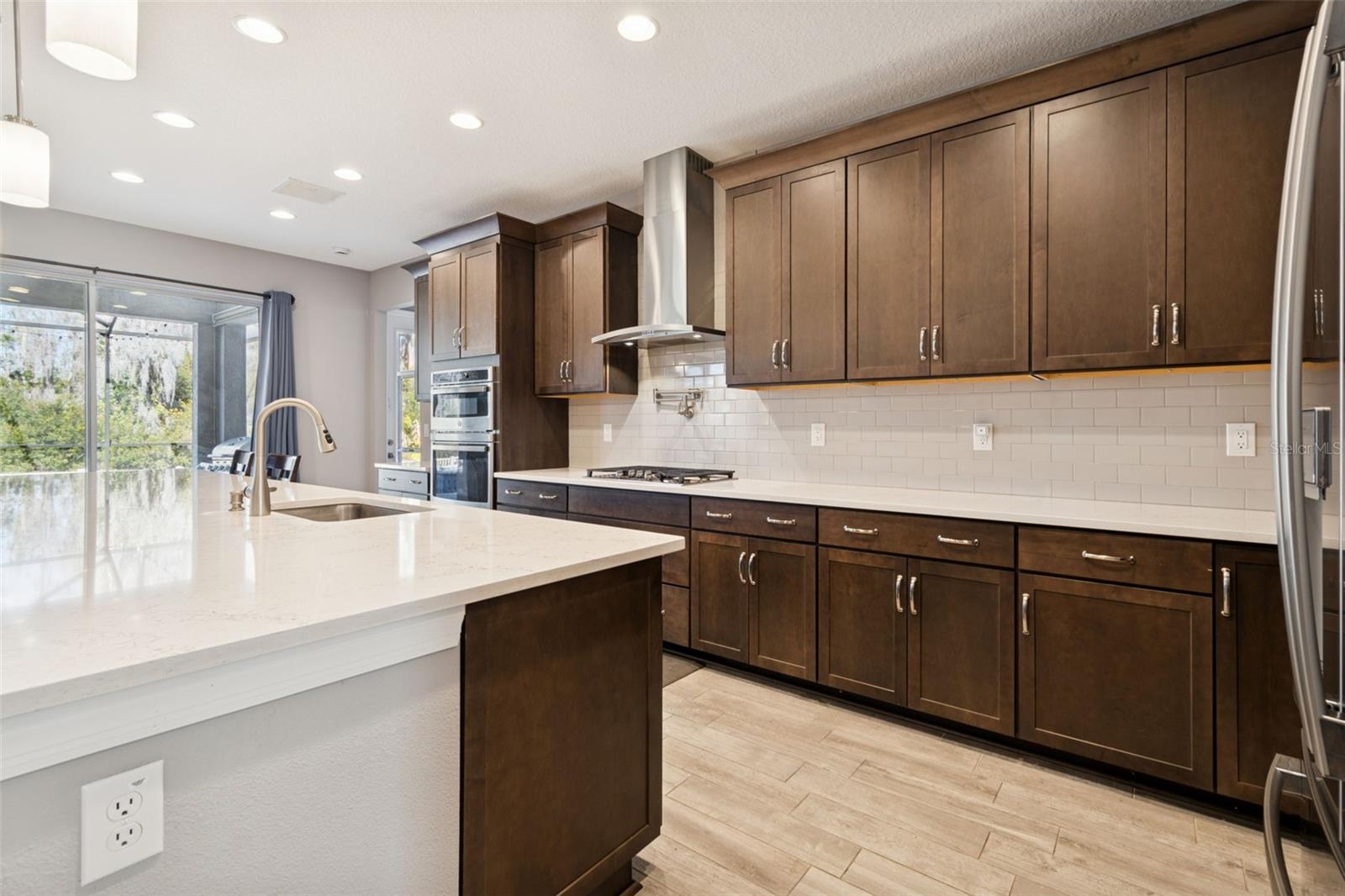 Image 19 of 99 For 19328 Eagle Creek Lane