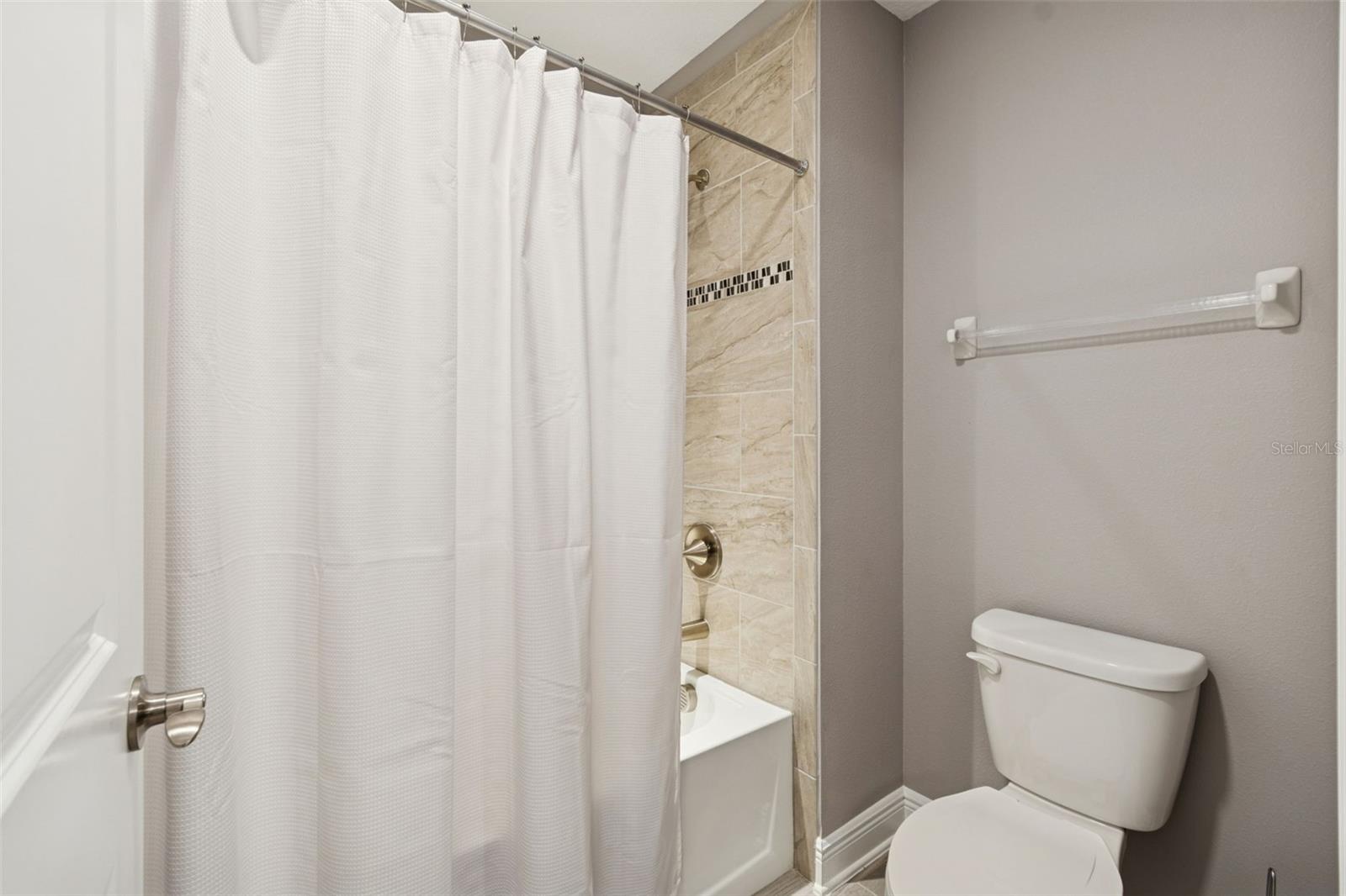 Image 50 of 99 For 19328 Eagle Creek Lane