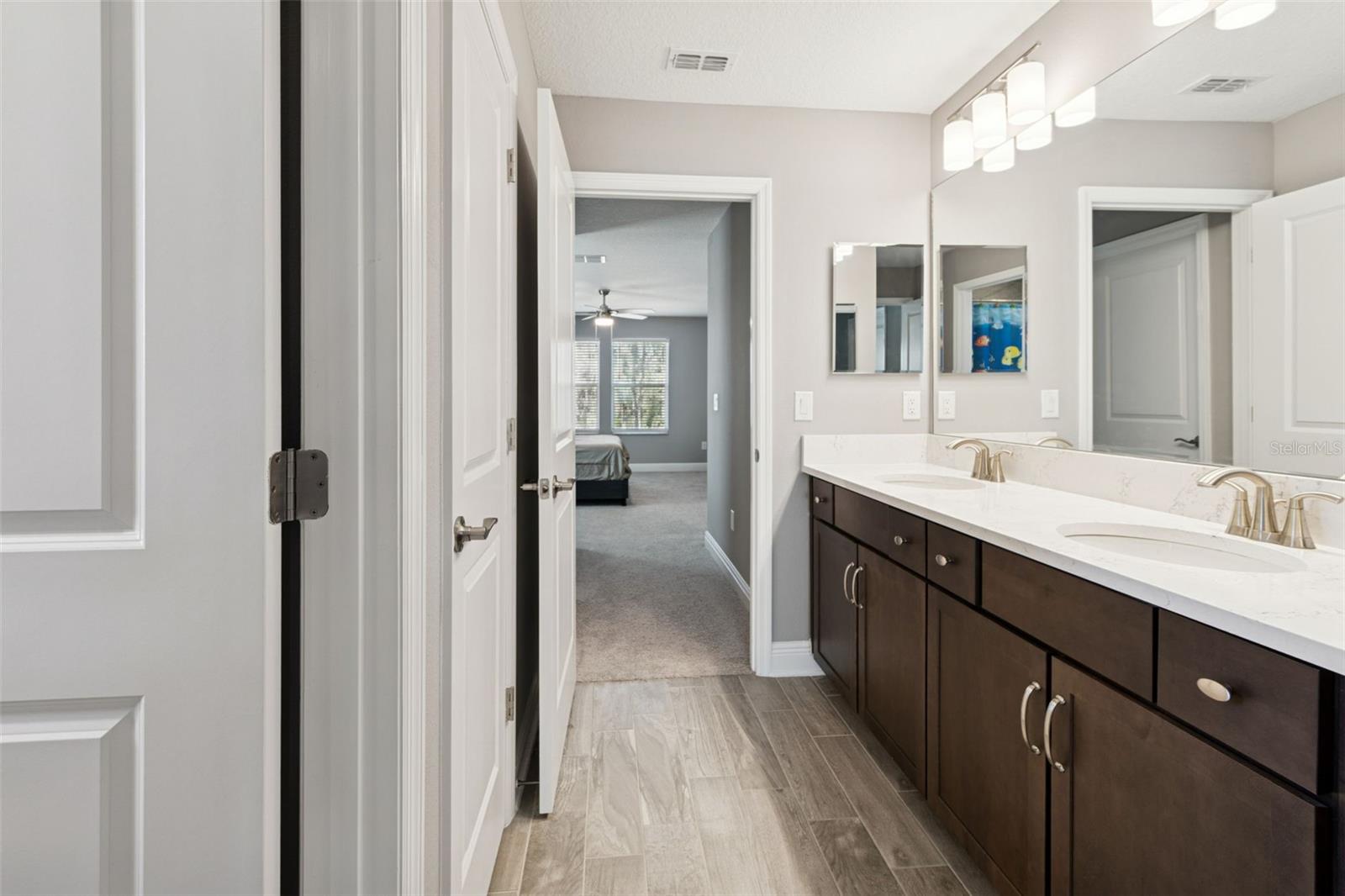 Image 61 of 99 For 19328 Eagle Creek Lane