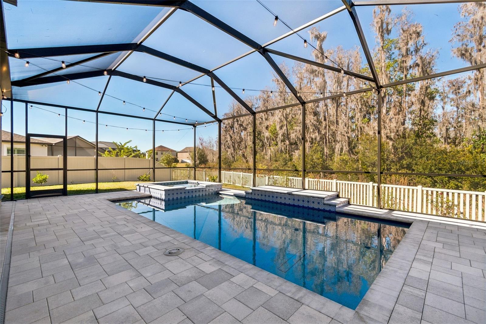 Image 67 of 99 For 19328 Eagle Creek Lane